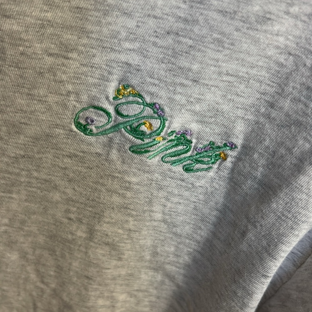 PINK Victorias Secret Gray Cropped T-Shirt - Picture 4 of 8